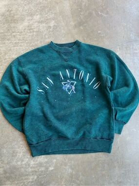 Yesterdays San Antonio Texas Vintage Green Crewneck Sweatshirt